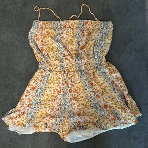American Eagle floral romper